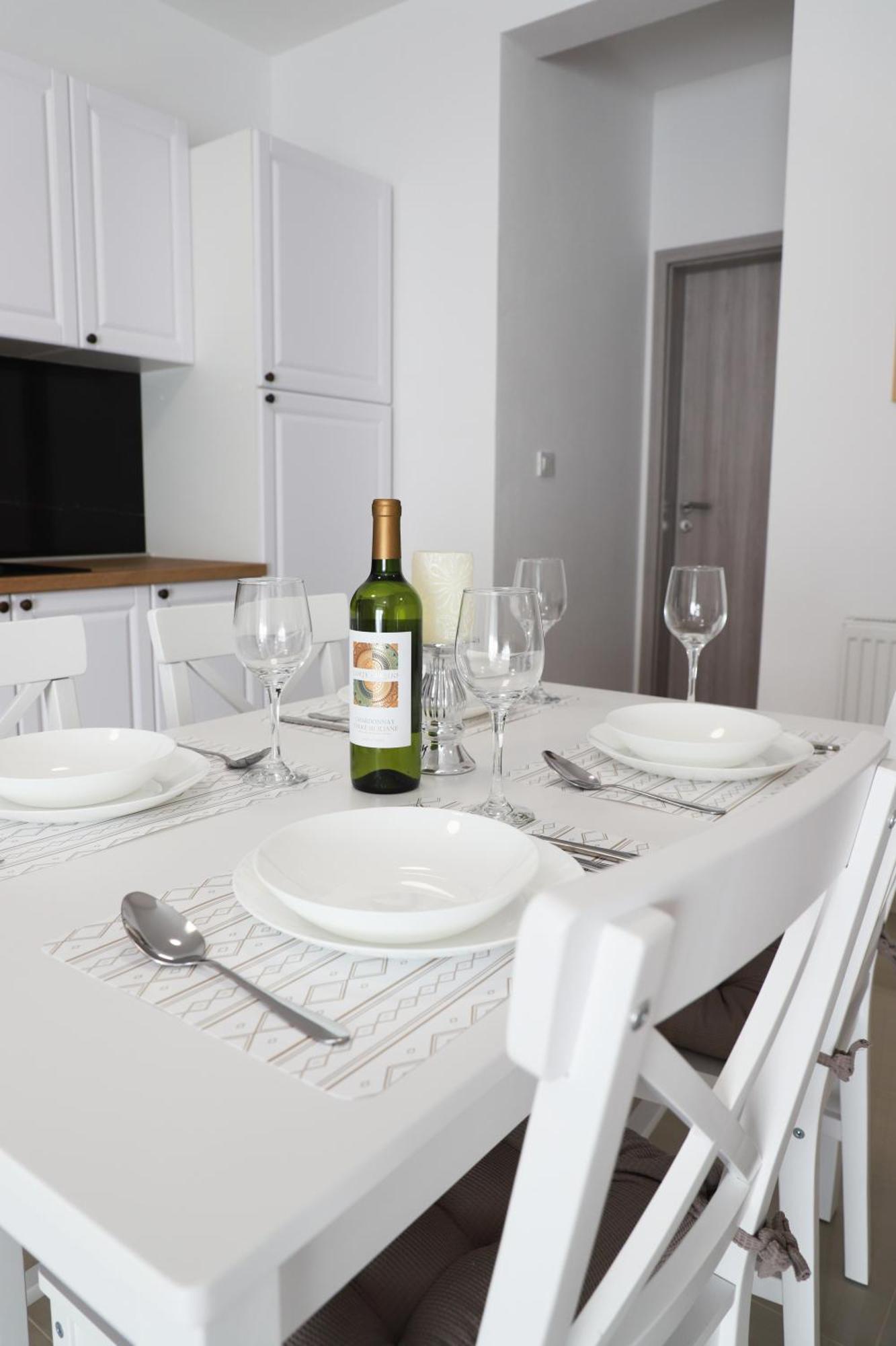 Holiday Apartments Ivano & Leo - Private Parking Zadar Exterior photo