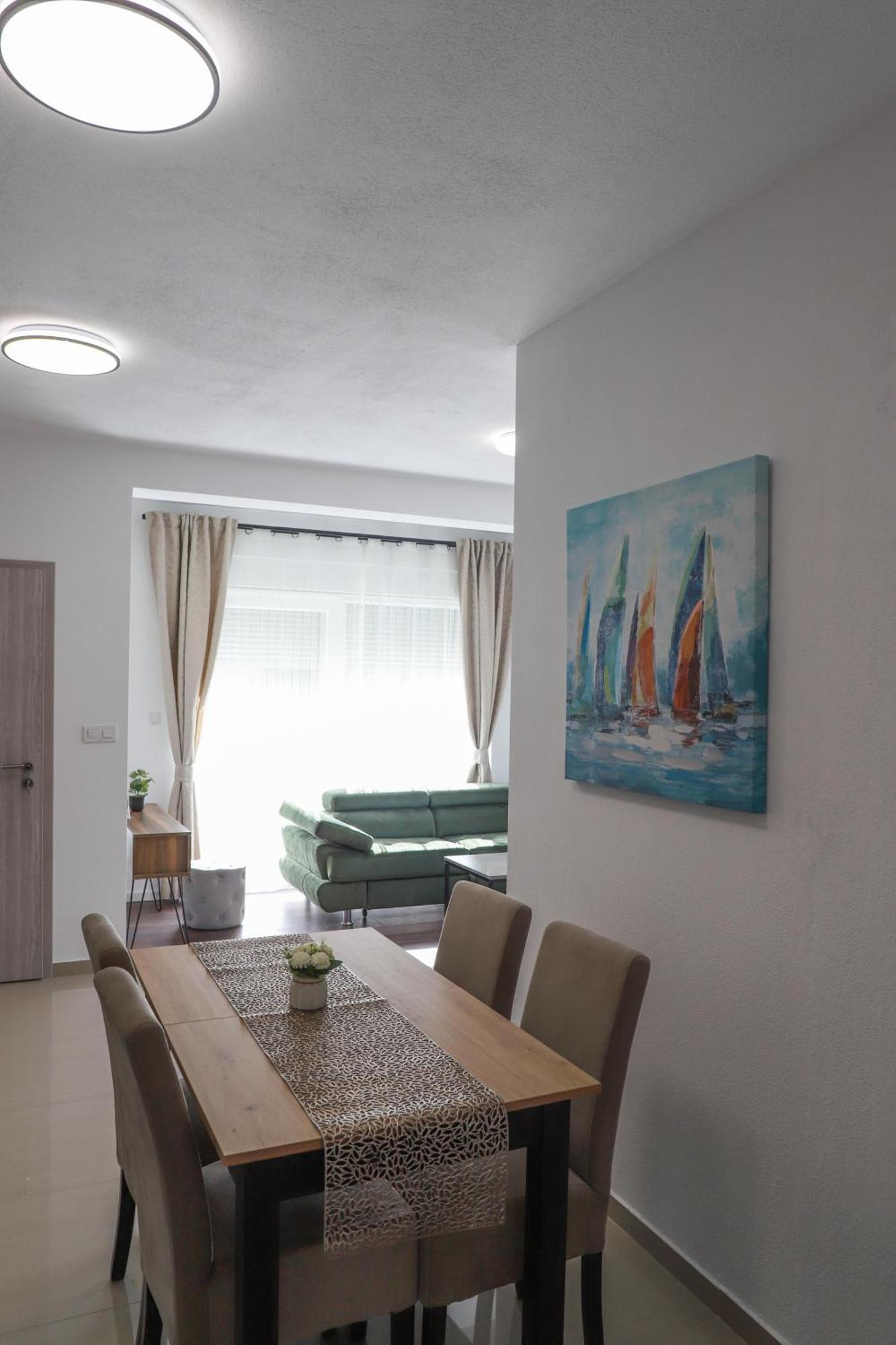 Holiday Apartments Ivano & Leo - Private Parking Zadar Exterior photo